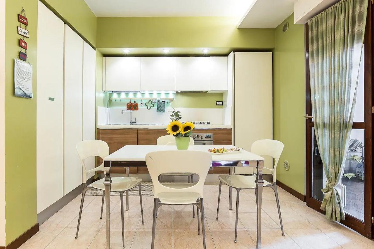Moderno Appartamento Zona Centrale Latina Ngoại thất bức ảnh