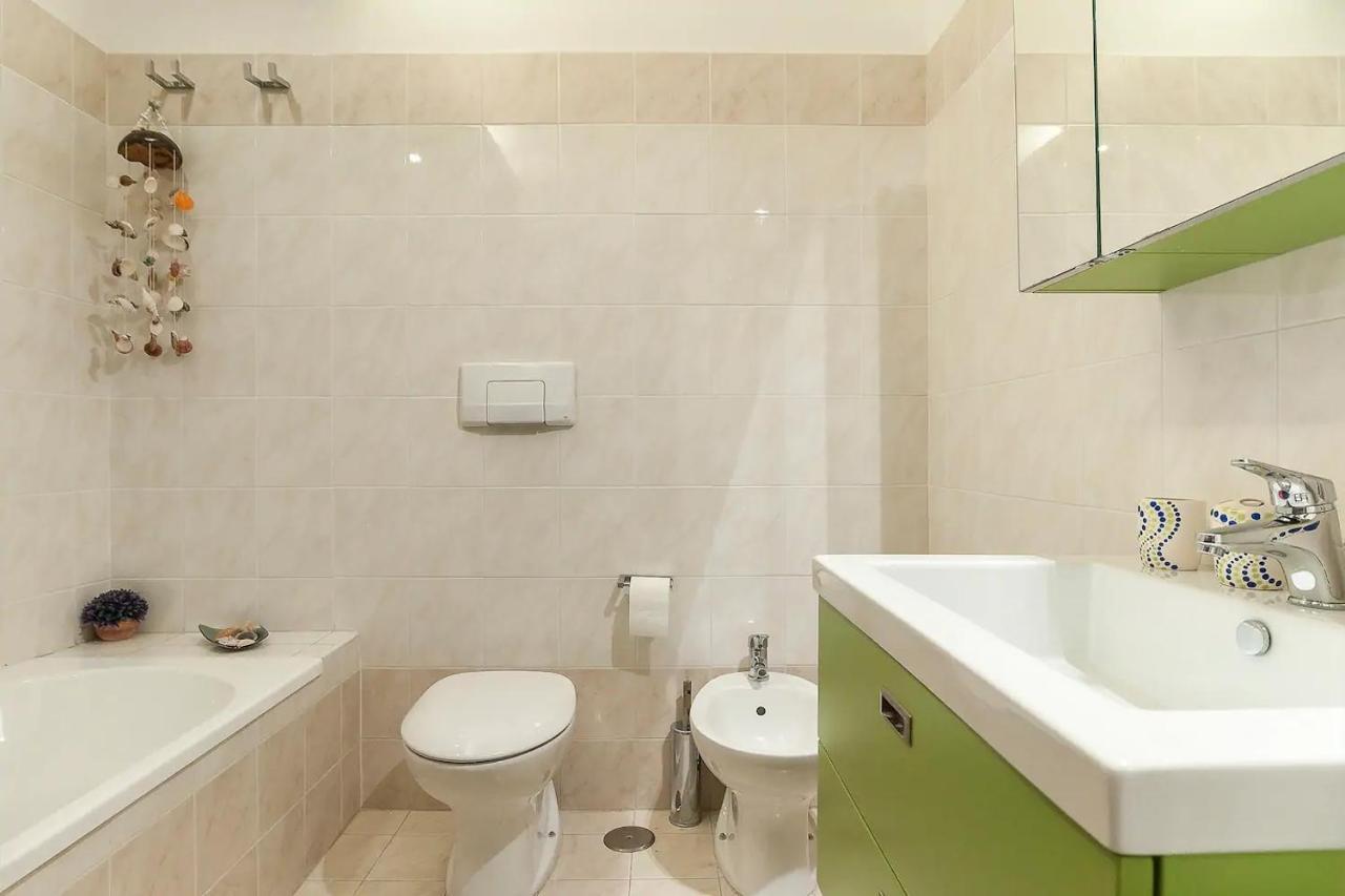 Moderno Appartamento Zona Centrale Latina Ngoại thất bức ảnh
